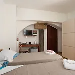 Profumo Di Zagara 3* לנטיני